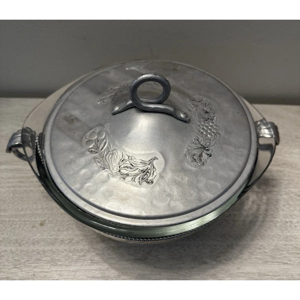 Vintage Glasbake J2600 1.5 Qt Casserole Hammered Aluminum Bowl Lid